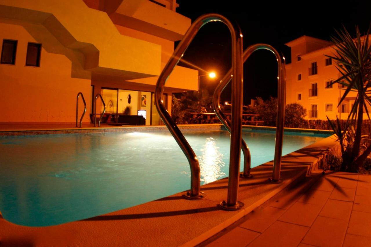Algarve Surf Hostel - Lagos Esterno foto